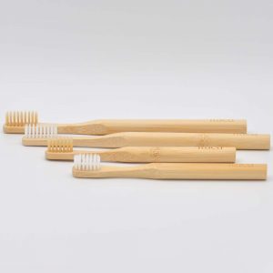 Pack Ahorro 4 cepillos de dientes de bambú